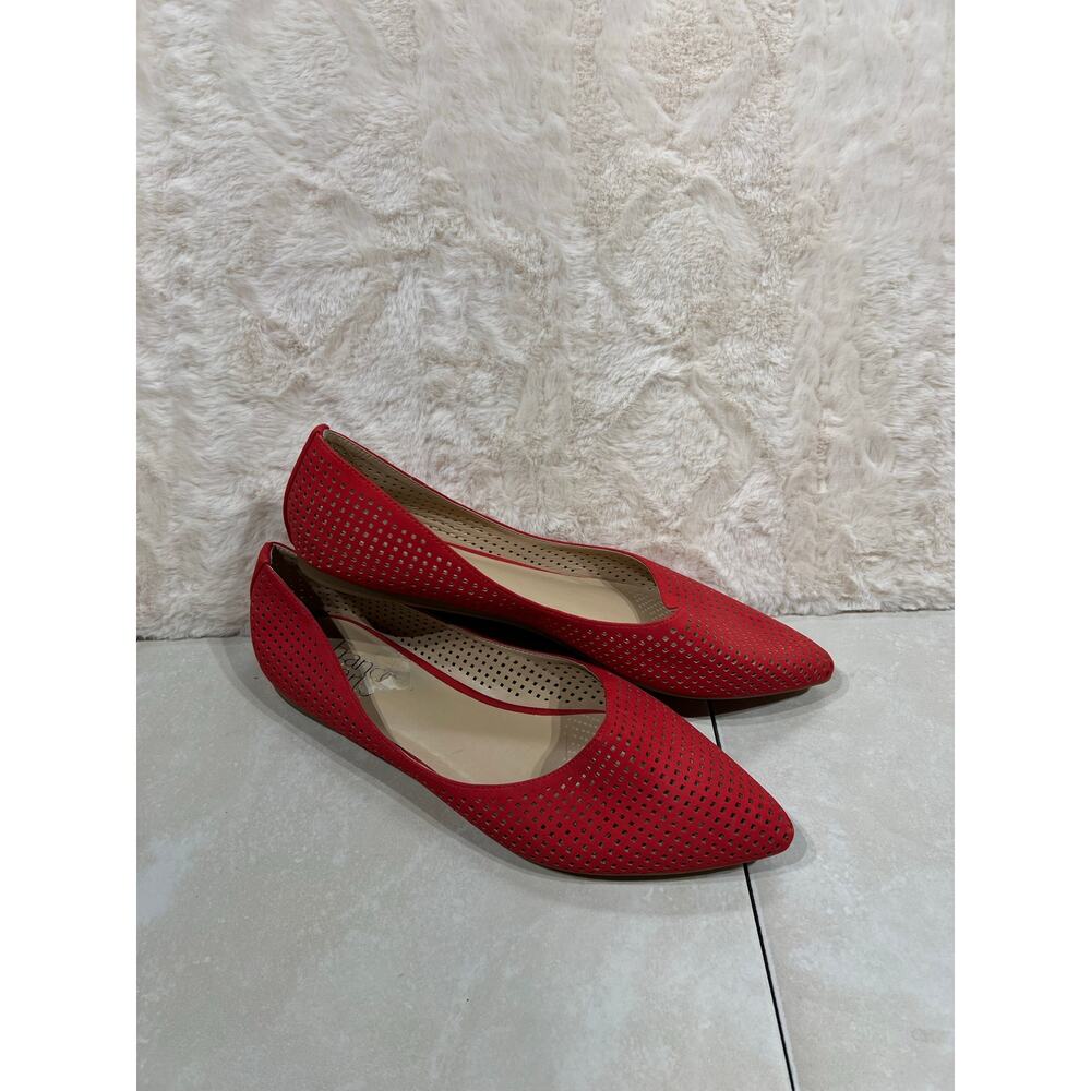 Franco Sarto Hazeline2 Women’s 9 Red Perforated Pointed Toe Flats NWOT Comfort - Picture 2 of 7